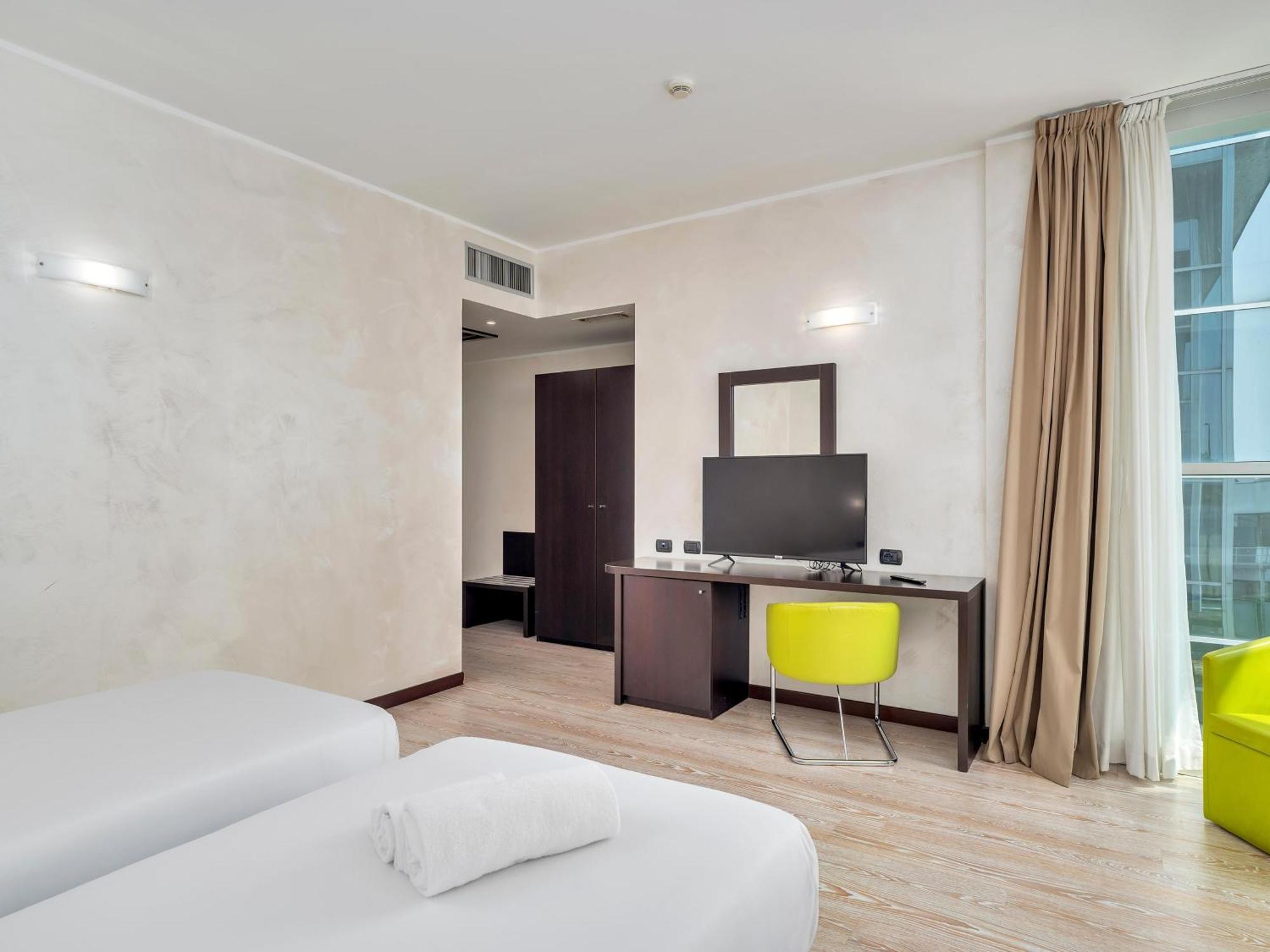 B&B Hotel Park Hotel Cassano Cassano dʼAdda المظهر الخارجي الصورة